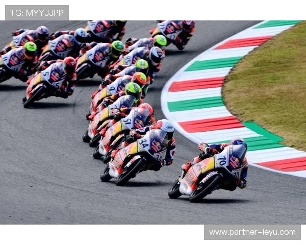 MotoGP新赛季揭幕战焦点车手争冠形势全面解析与车队策略博弈全景观察 MotoGP新赛季揭幕战焦点车手争冠形势全面解析与车队策略博弈全景观察