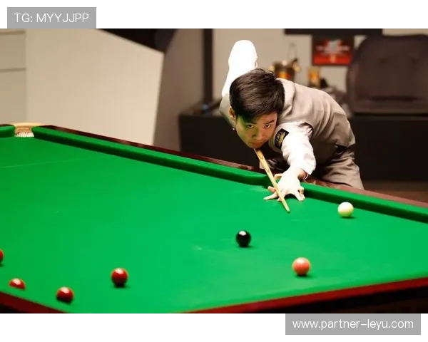 澳网激战正酣新星崛起老将逆袭引爆赛场聚焦全球网坛风云变幻时刻