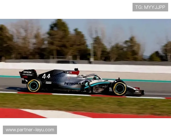 F1赛季前瞻:各车队阵容调整与技术革新引领新一轮竞争激烈角逐 F1赛季前瞻:各车队阵容调整与技术革新引领新一轮竞争激烈角逐